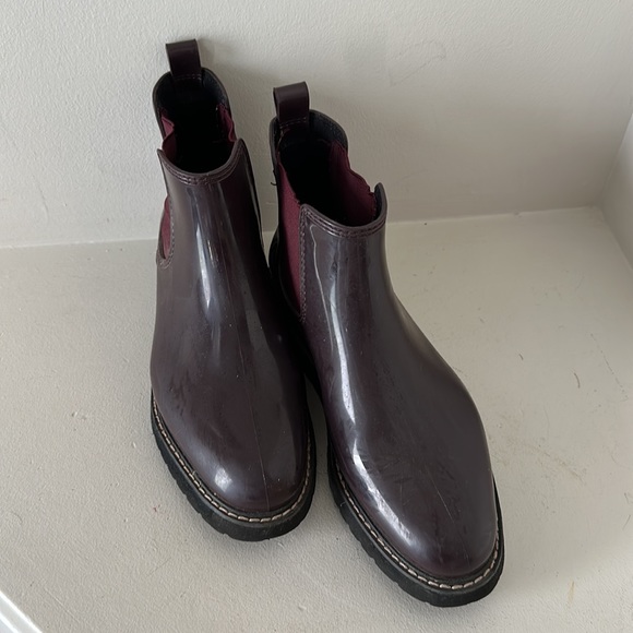 Cougar rain boots - Picture 2 of 6